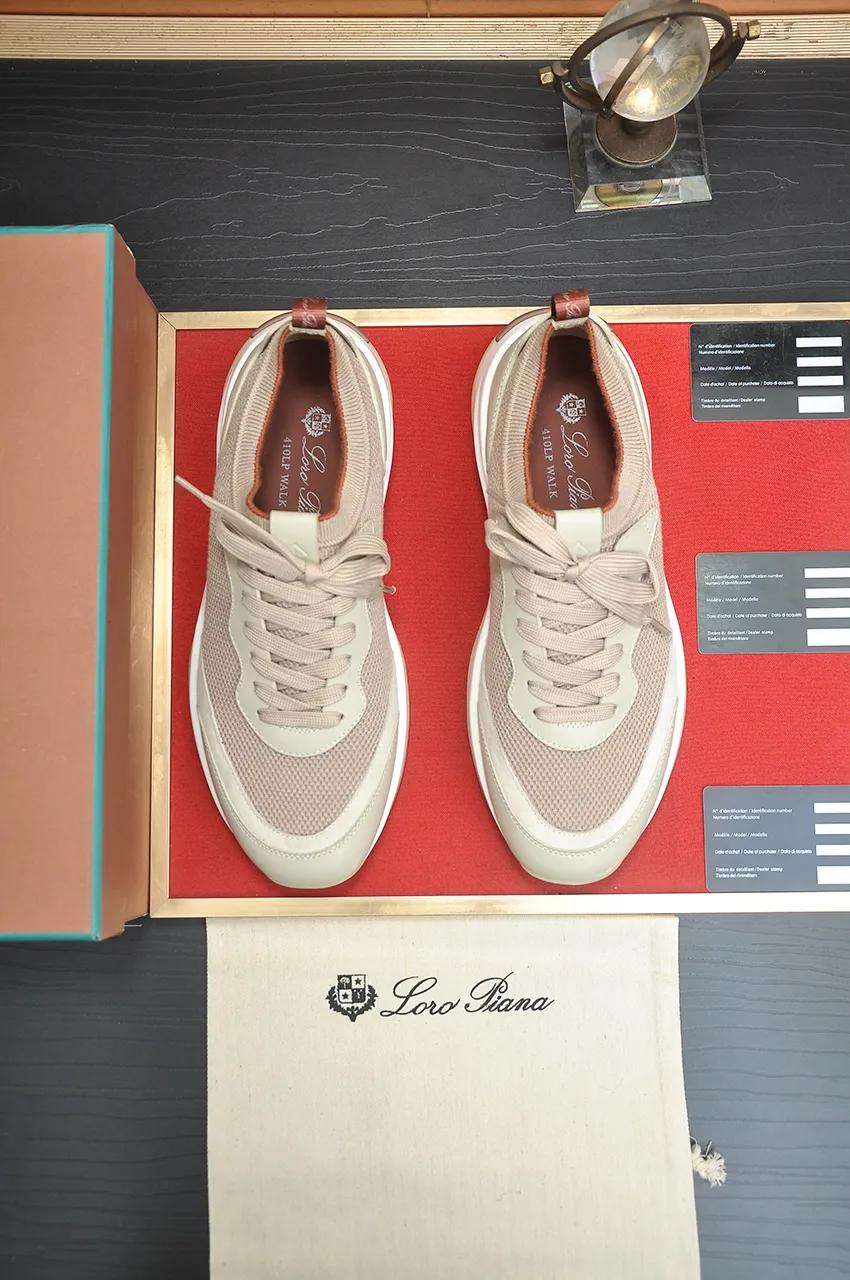 Men's men's shoes 💰640💶[𝐥𝐨𝐫𝐨 𝐏𝐢𝐚𝐧𝐚] lp classic loafers, an Italian treasure brand, the only brand that can match Hermès! Only after wearing it do we realize that we cannot let down our feet. The upper is imported cashmere, the lining of water-dyed cowhide ➕ the cowhide feet, the official original glass rubber outsole, and the pendant. Exclusive original packaging (tag ➕ brand paper ➕ outer box ➕ hand bag) code number: 38-46